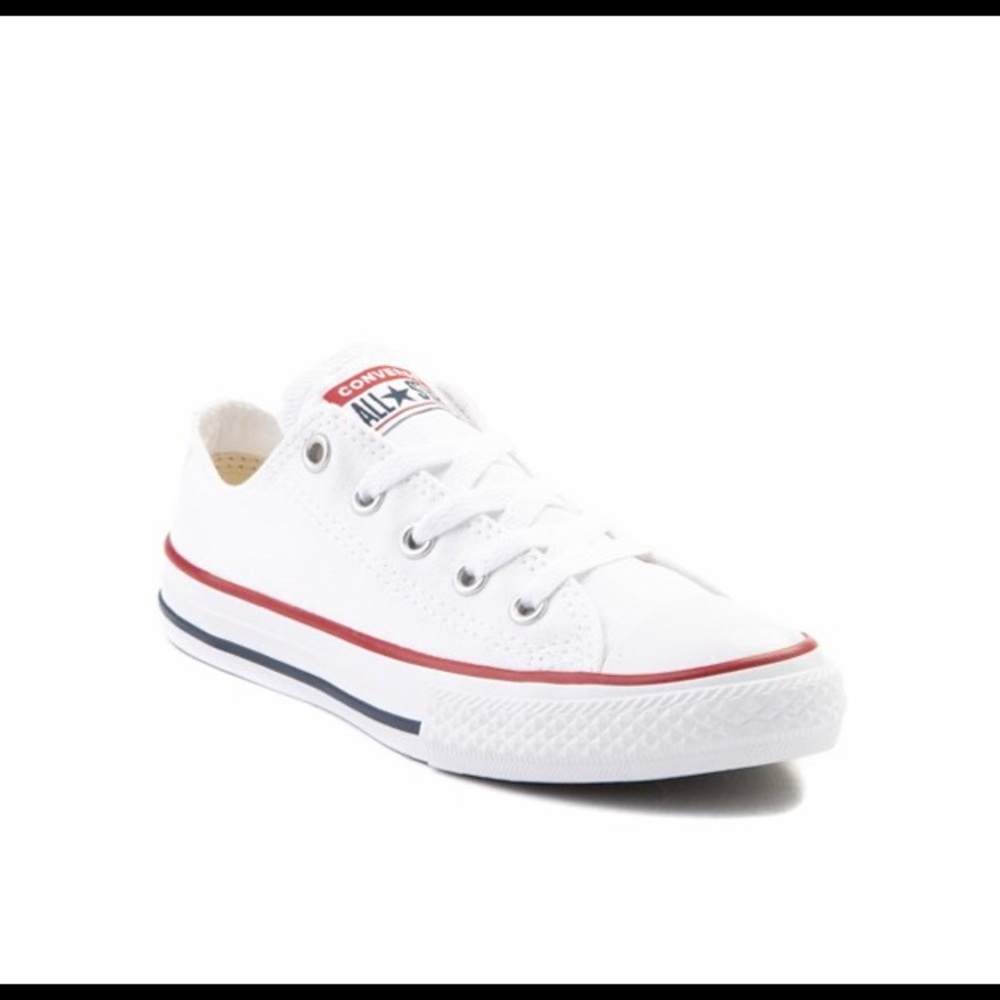 NEVER BEEN WORN WHITE CONVERSE